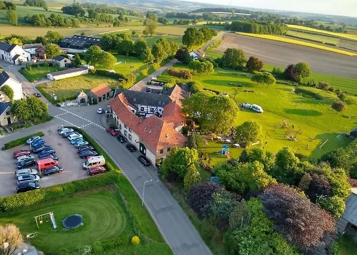 Dom wakacyjny In Ubachsberg Near Trails