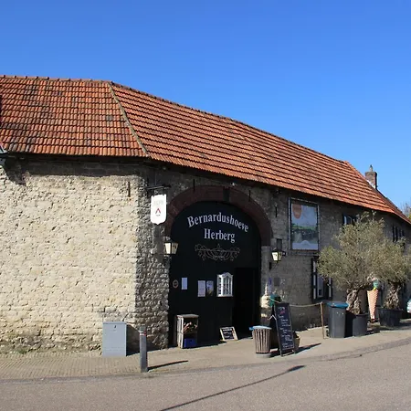 Casa de Férias In Ubachsberg Near Trails *